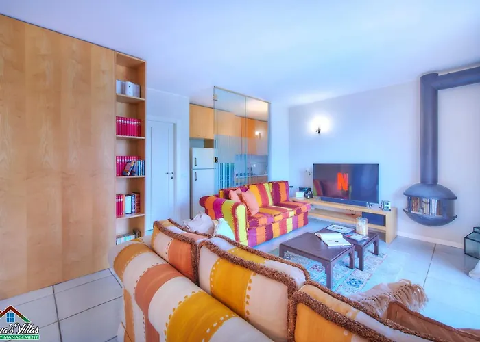 Дом отдыха Casa Marina Private Garden