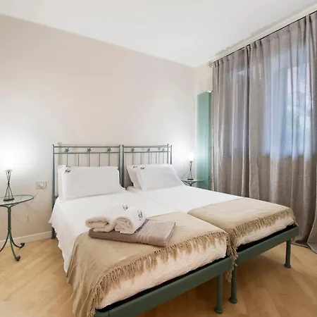 Casa Marina Private Garden בית נופש בלאג'יו